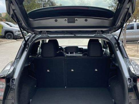 Used 2025 Nissan Kicks SV image 25