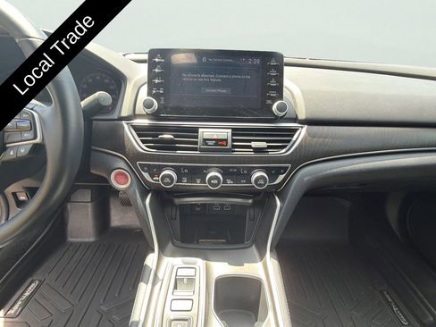 Used 2021 Honda Accord Touring image 18