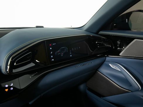 Used 2024 Ferrari Purosangue image 31