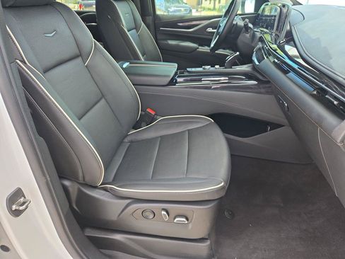 Used 2022 Cadillac Escalade Sport w/ Touring Package AWD/4WD image 29