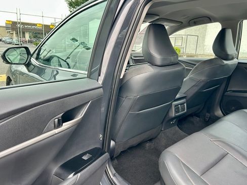 Certified 2025 Toyota Camry XLE FWD image 11