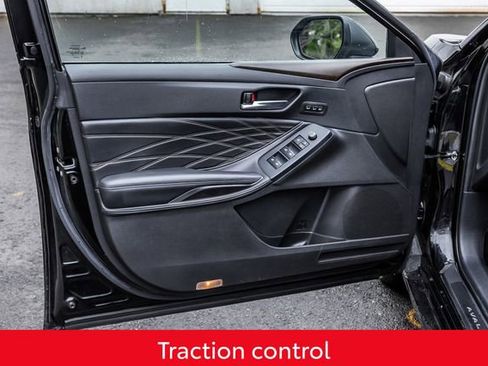 Certified 2022 Toyota Avalon Limited w/ Advanced Safety Package FWD image 26