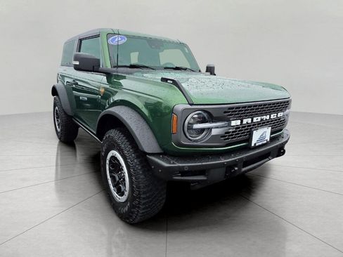 Used 2023 Ford Bronco Badlands w/ Sasquatch Package AWD/4WD image 41