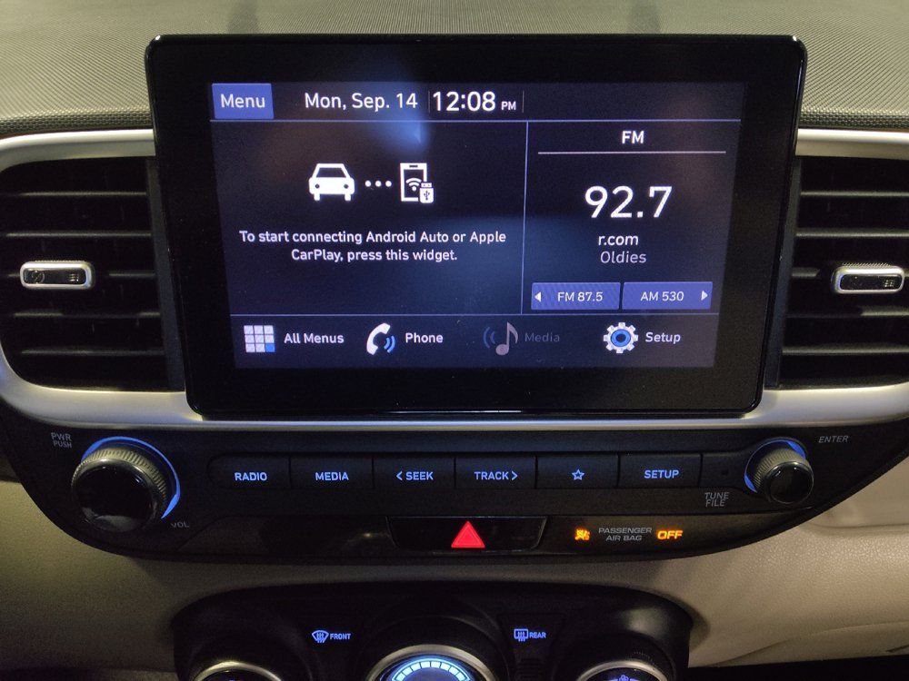 Used 2022 Hyundai Venue SEL FWD image 25