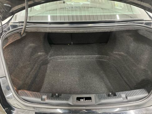 Used 2016 Ford Taurus Limited FWD image 15