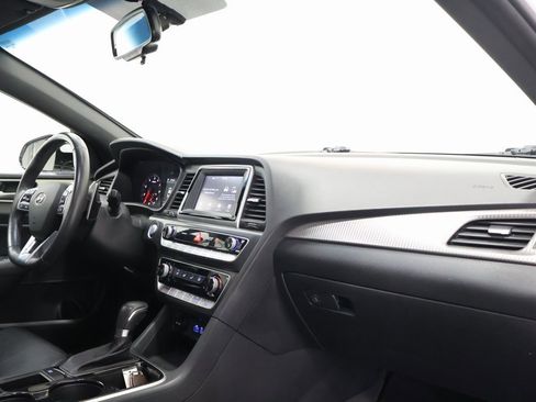 Used 2018 Hyundai Sonata Sport image 23
