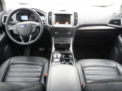 Used 2019 Ford Edge SEL w/ Equipment Group 201A AWD/4WD image 8