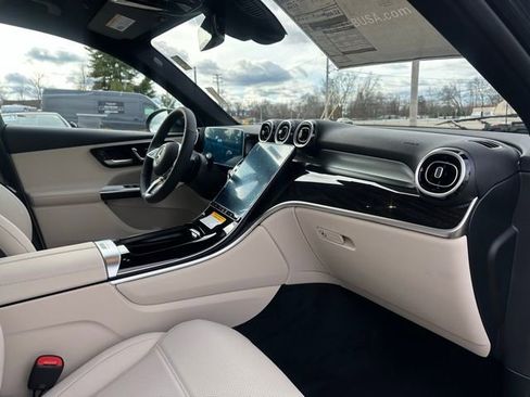 Used 2026 Mercedes-Benz GLC 300 4MATIC image 26