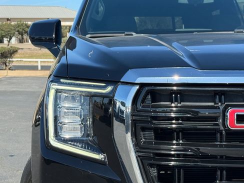 Used 2022 GMC Yukon SLE image 4