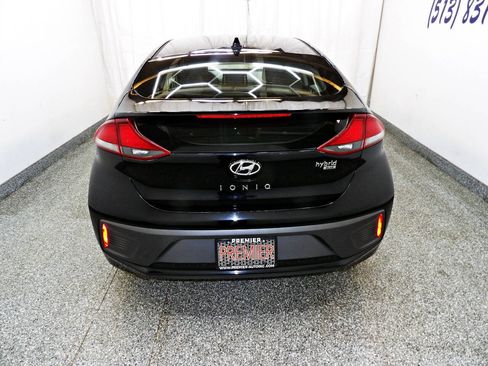 Used 2020 Hyundai Ioniq Blue FWD image 5