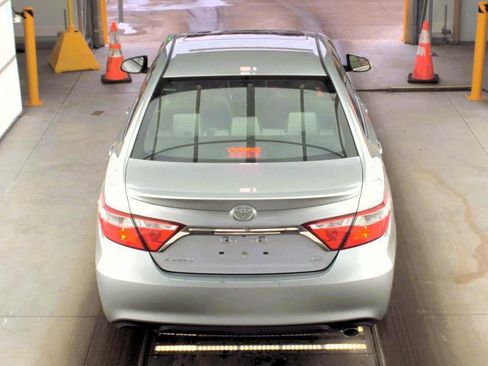 Used 2017 Toyota Camry SE w/ Protection Package (Q2) image 4