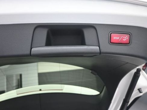 Used 2019 Mercedes-Benz GLA 250 4MATIC image 23