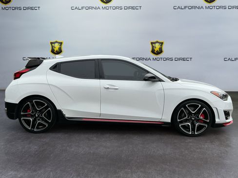 Used 2022 Hyundai Veloster N image 4