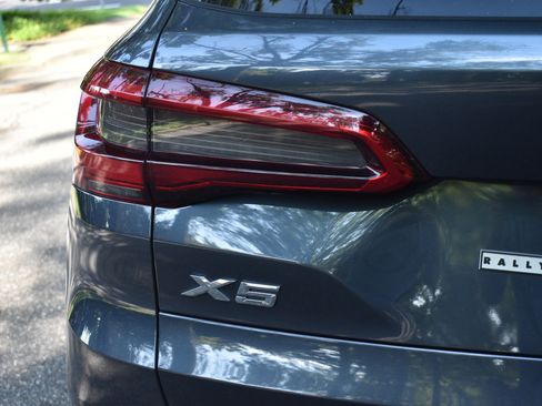 Used 2020 BMW X5 xDrive40i w/ Convenience Package image 17