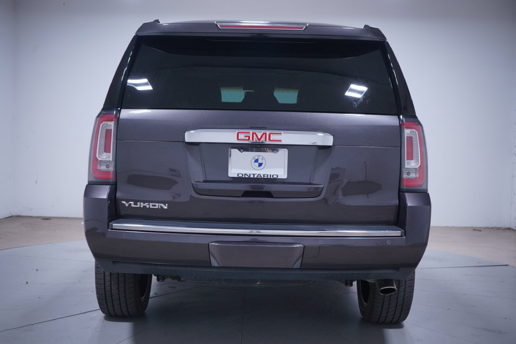 Used 2017 GMC Yukon Denali w/ Open Road Package RWD image 5