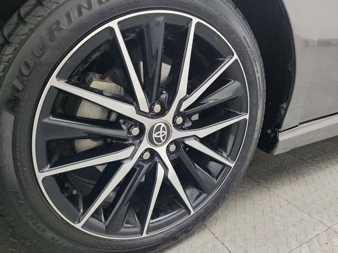 Used 2022 Toyota Camry SE image 31