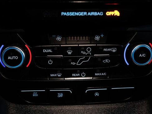 Used 2021 Ford Transit Connect XL image 27