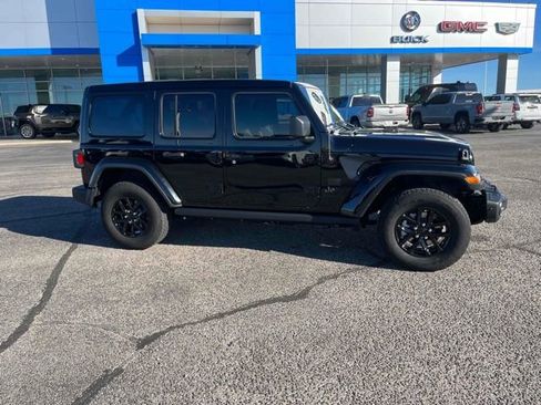 Used 2023 Jeep Wrangler Sport S image 4