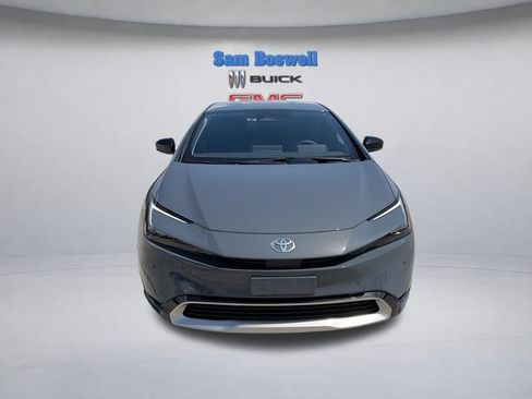Used 2026 Toyota Prius Plug-In Hybrid FWD image 4
