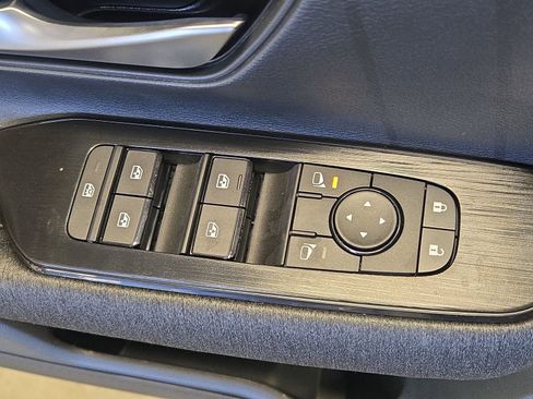 New 2026 Nissan Kicks SV FWD image 27