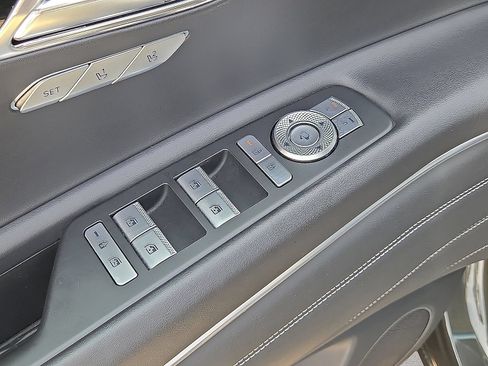 Used 2025 Genesis GV80 2.5T Standard AWD/4WD image 22