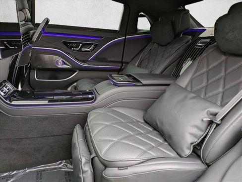 Certified 2025 Mercedes-Benz Maybach S 680 4MATIC image 22