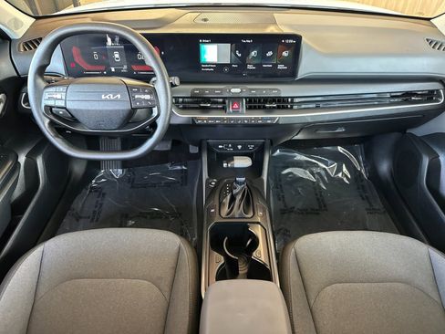 Certified 2025 Kia K4 FWD image 18
