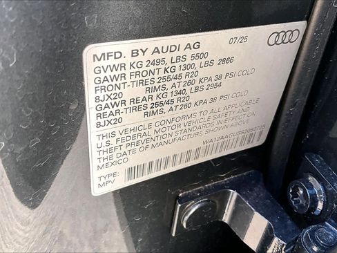 Certified 2025 Audi Q5 Premium Plus w/ Premium Plus image 33