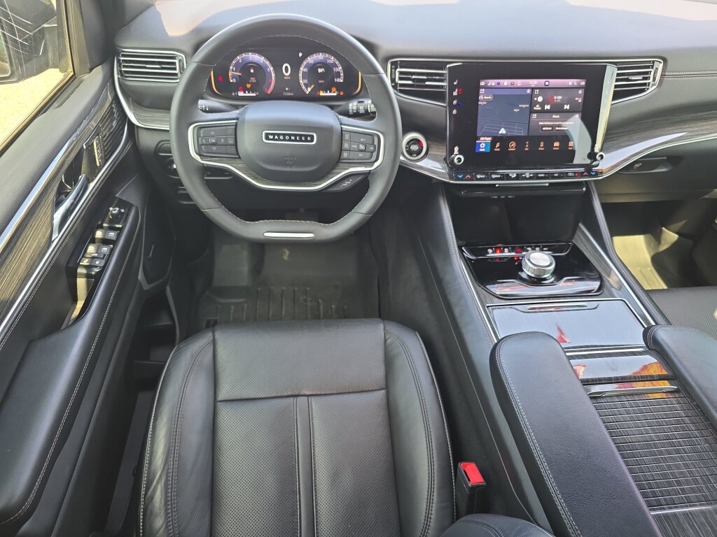 Used 2022 Jeep Wagoneer Series II RWD image 13