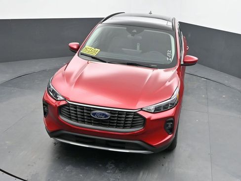 New 2026 Ford Escape SE image 39