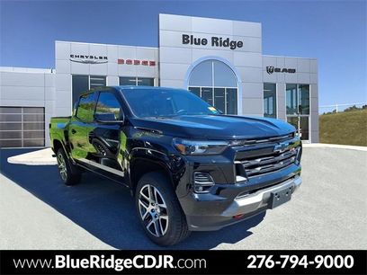Used 2024 Chevrolet Colorado Z71 w/ Z71 Convenience Package 2