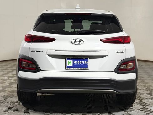 Used 2021 Hyundai Kona Limited w/ Cargo Package FWD image 5