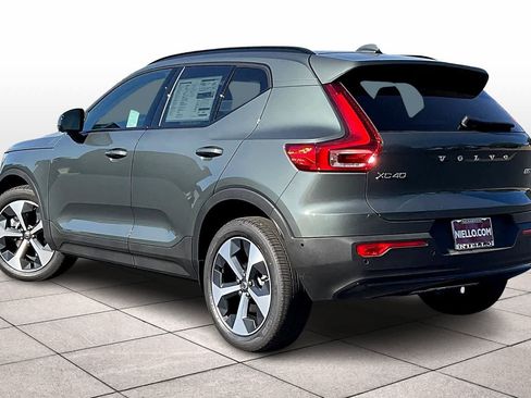 New 2026 Volvo XC40 B5 Plus w/ Protection Package Premier image 3