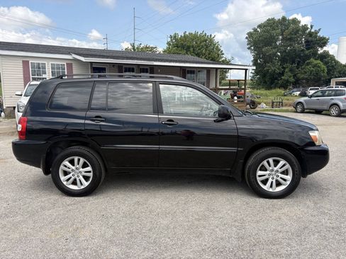 Used 2006 Toyota Highlander 4WD Hybrid image 2