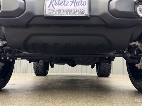 Used 2024 Jeep Wrangler Unlimited AWD/4WD image 15