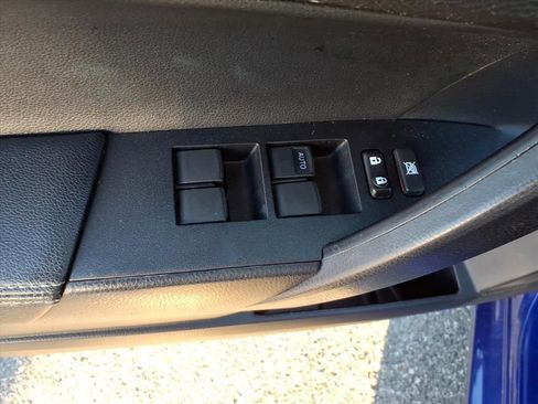 Used 2019 Toyota Corolla SE w/ SE Premium Package image 24