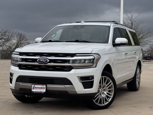 Used 2024 Ford Expedition Max Limited AWD/4WD image 2