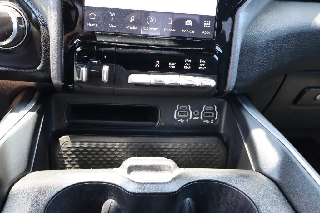 Used 2024 RAM 1500 Big Horn AWD/4WD image 25