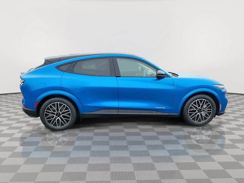 Certified 2025 Ford Mustang Mach-E Premium AWD/4WD image 6