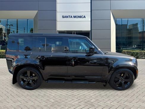 New 2026 Land Rover Defender 110 X-Dynamic SE image 6