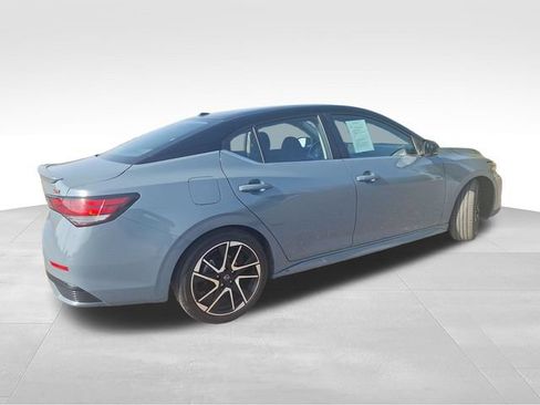 Certified 2024 Nissan Sentra SR FWD image 8