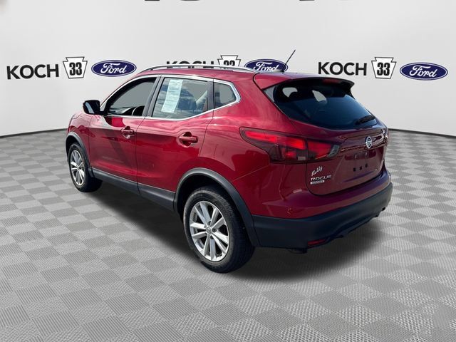 Used 2017 Nissan Rogue Sport SV AWD/4WD image 6