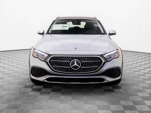 New 2025 Mercedes-Benz E 450 4MATIC All-Terrain Wagon image 9