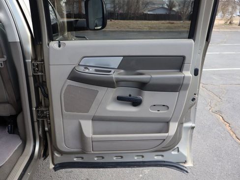 Used 2009 Dodge Ram 2500 Truck SLT image 25