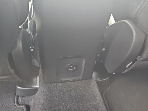 Used 2022 Ford Escape SE AWD/4WD image 15