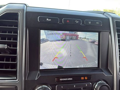 Used 2020 Ford F250 XLT w/ XLT Premium Package AWD/4WD image 18