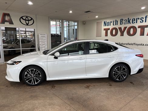 New 2026 Toyota Camry XLE image 7