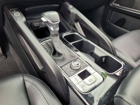 Used 2025 Kia Telluride S AWD/4WD image 21