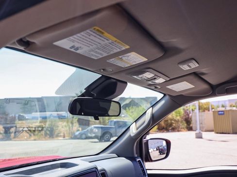 Used 2022 Nissan Frontier SV image 13