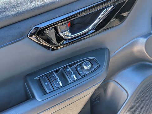 Certified 2025 Subaru Forester Limited w/ Popular Package #2 image 9